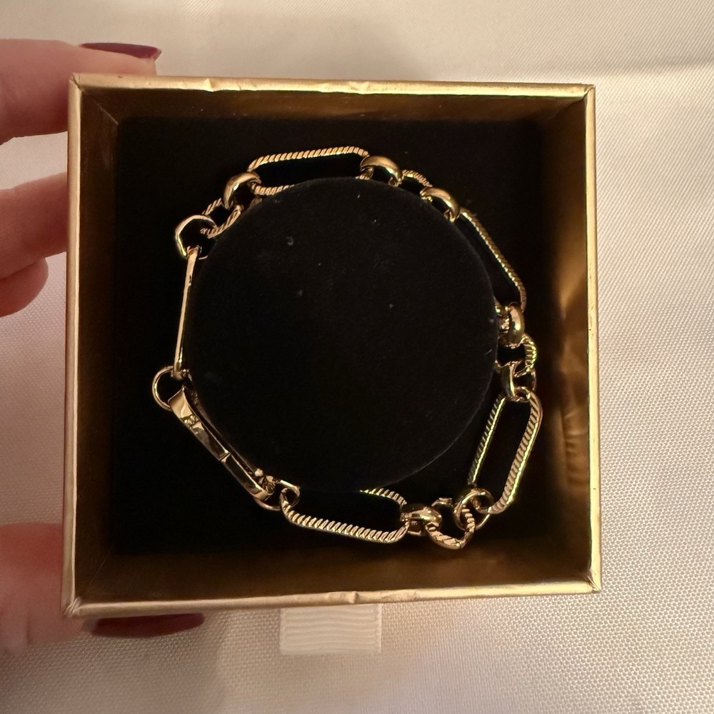 ABBOTT LYON Figaro Chain Bracelet Gold Oval Link S/M 7.5 Inch 18K Gold Plated - Picture 2 of 12